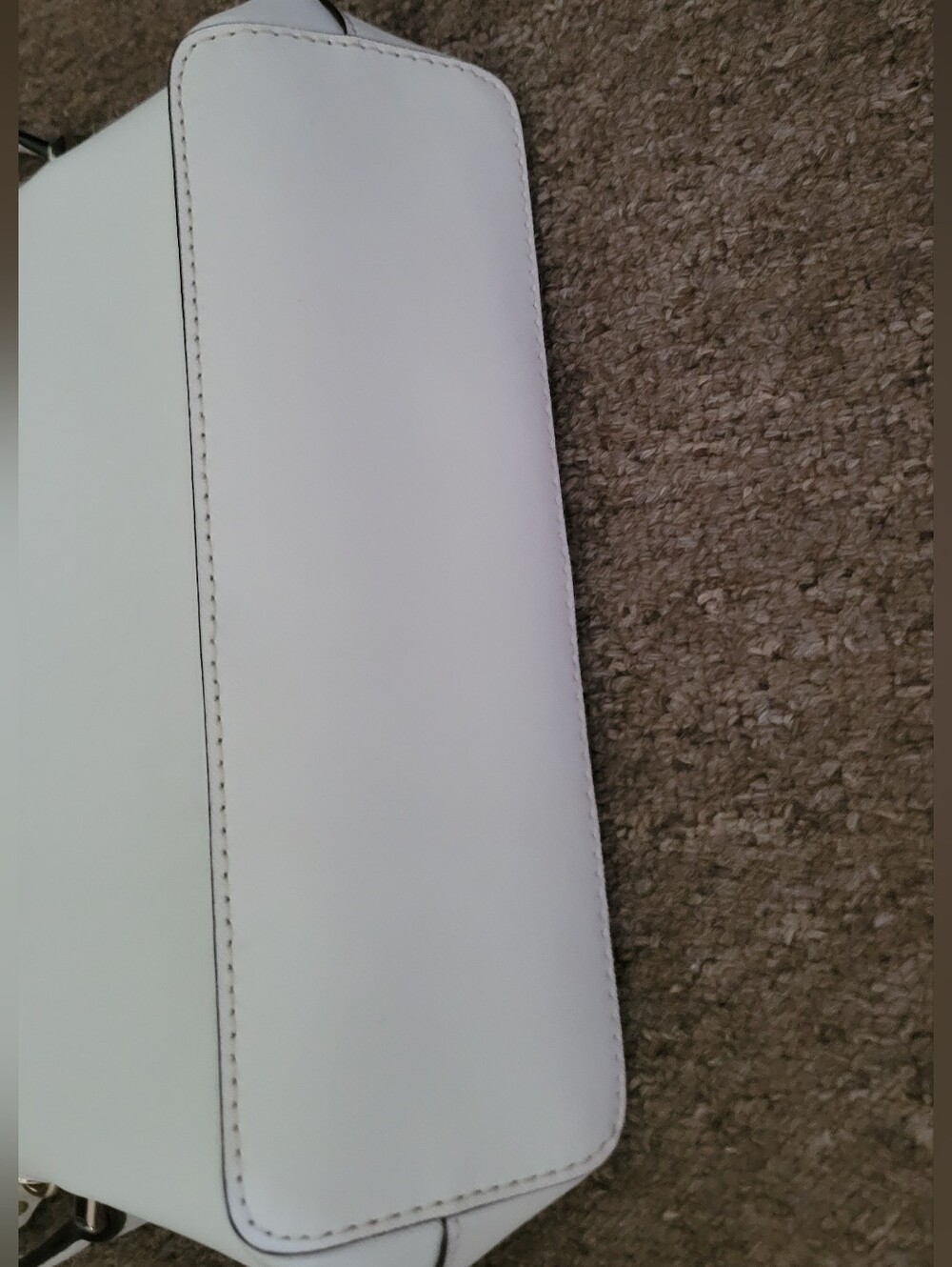 Super Cute Kate Spade White with Golden Tan interior Crossbody Handbag Purse - Picture 10 of 11